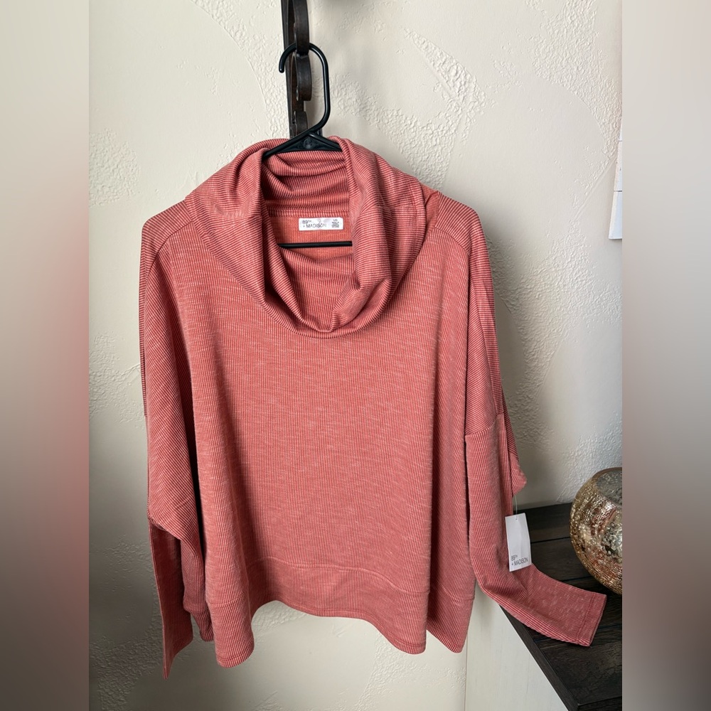 Women's Cowl Neck Sweater - Rusty Red